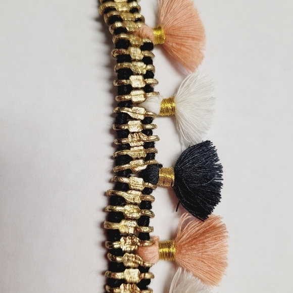 Anthropologie Shiraleah Chicago womens felicity multicolor tassel bracelet - Picture 4 of 6